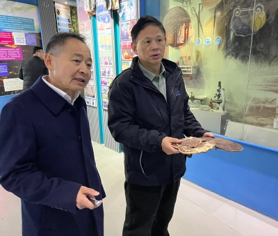 市委常委、九江軍分區(qū)政委余文生等蒞臨仙客來公司指導(dǎo)