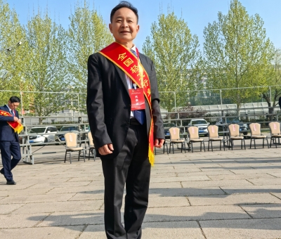 喜報(bào)！仙客來董事長潘新華研究員榮獲&ldquo;全國輕工業(yè)勞動(dòng)模范&rdquo;稱號(hào)